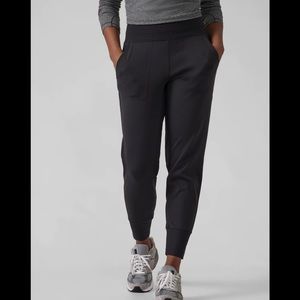 Athleta Venice Joggers in black